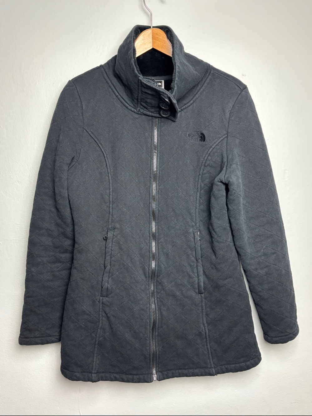 The North Face Women's Size Large Black Caroluna Quilted Fleece Jacket